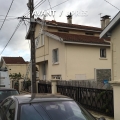 img Travaux de d�moussage, r�fection du fa�tage et habillage des bandeaux, lambris et pose des goutti�res en aluminium